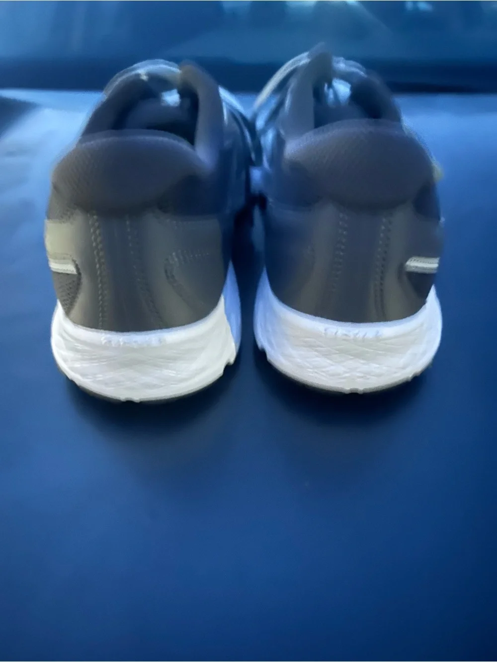 Saucony breathable light